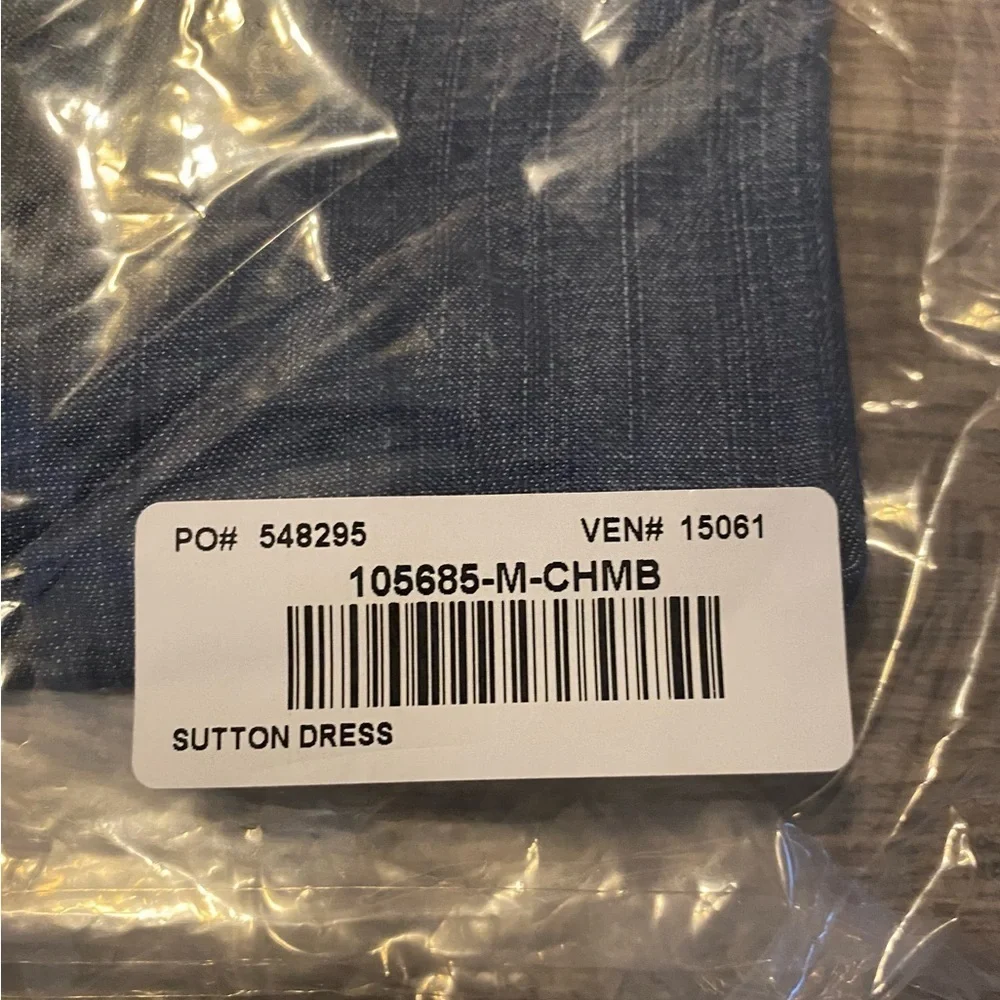 Cloth and Stone - NEW - Sutton Dress. Chambray Blue. Medium. - Picture 4 of 4
